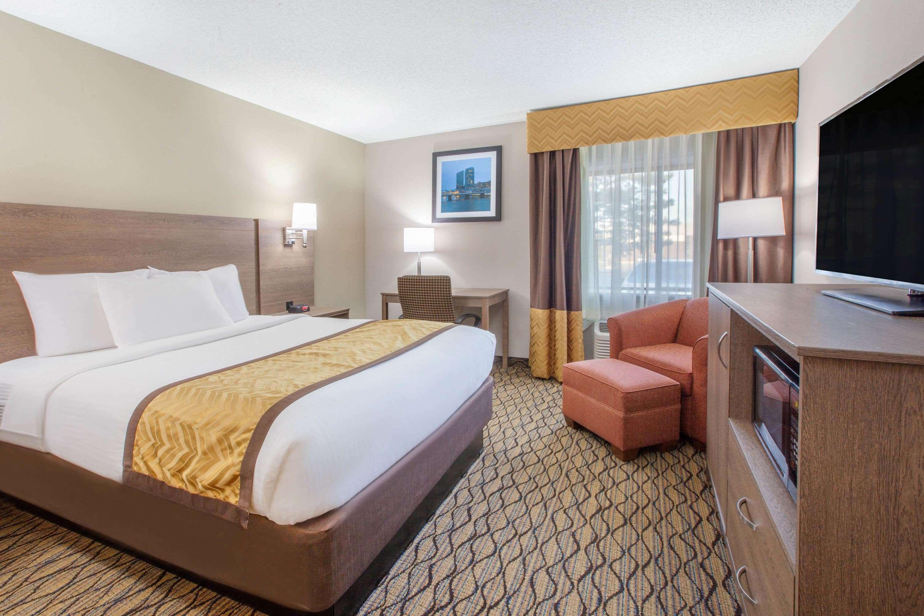 Baymont By Wyndham Grand Rapids Airport Hotel Cascade Ngoại thất bức ảnh